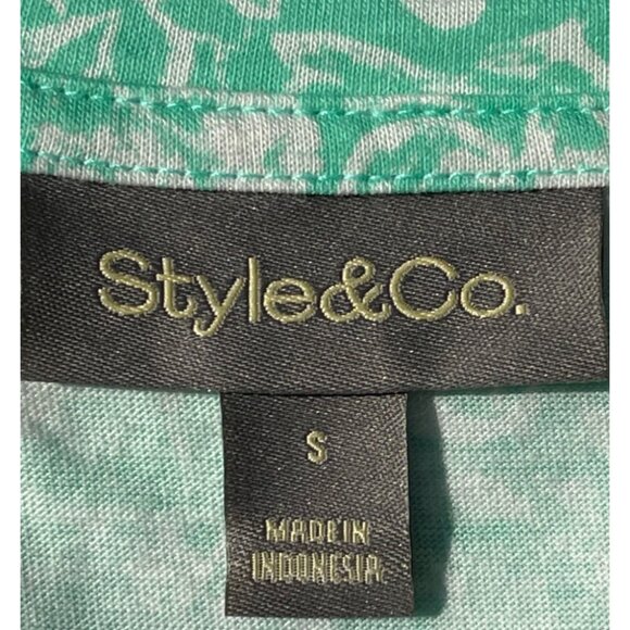 Lot of 2 Style &Co. Womens Small  V-Neck Sleeveless Floral Print Tank Tops Gigi - Picture 3 of 6